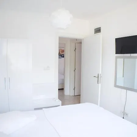 Forever Boutique (adults Only) 2*